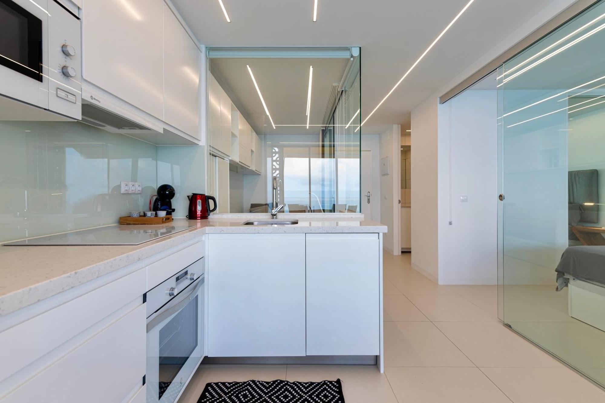 Brand New - Glass - Ocean Views Appartamento